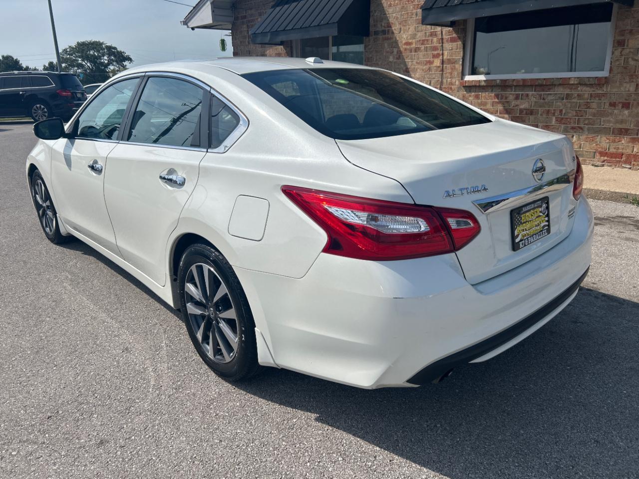 Nissan Altima 2.5 SL Sedan 2017