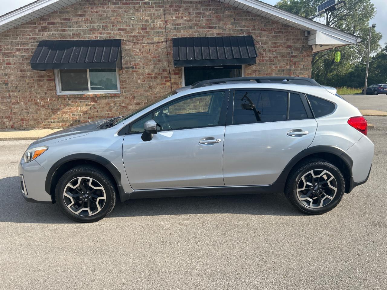 Subaru Crosstrek 5dr CVT 2.0i Limited 2016