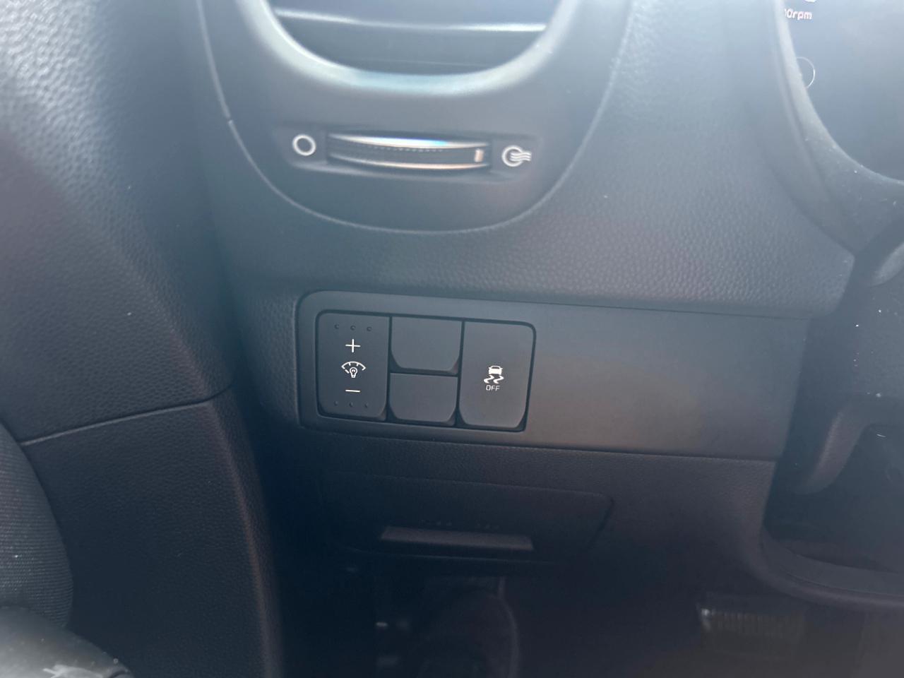 Kia Soul 5dr Wgn Auto + 2014
