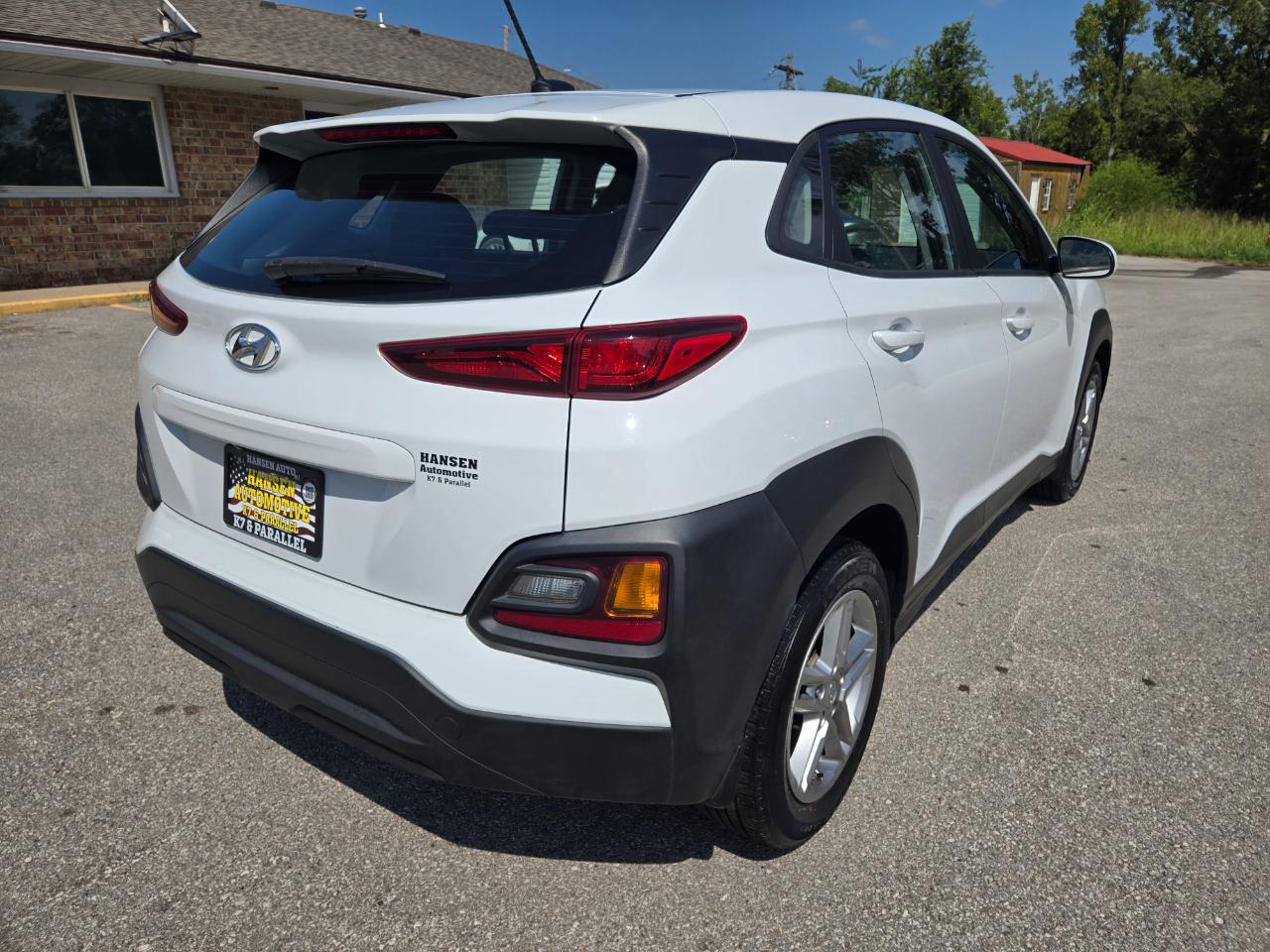 Hyundai Kona SE Auto FWD 2021