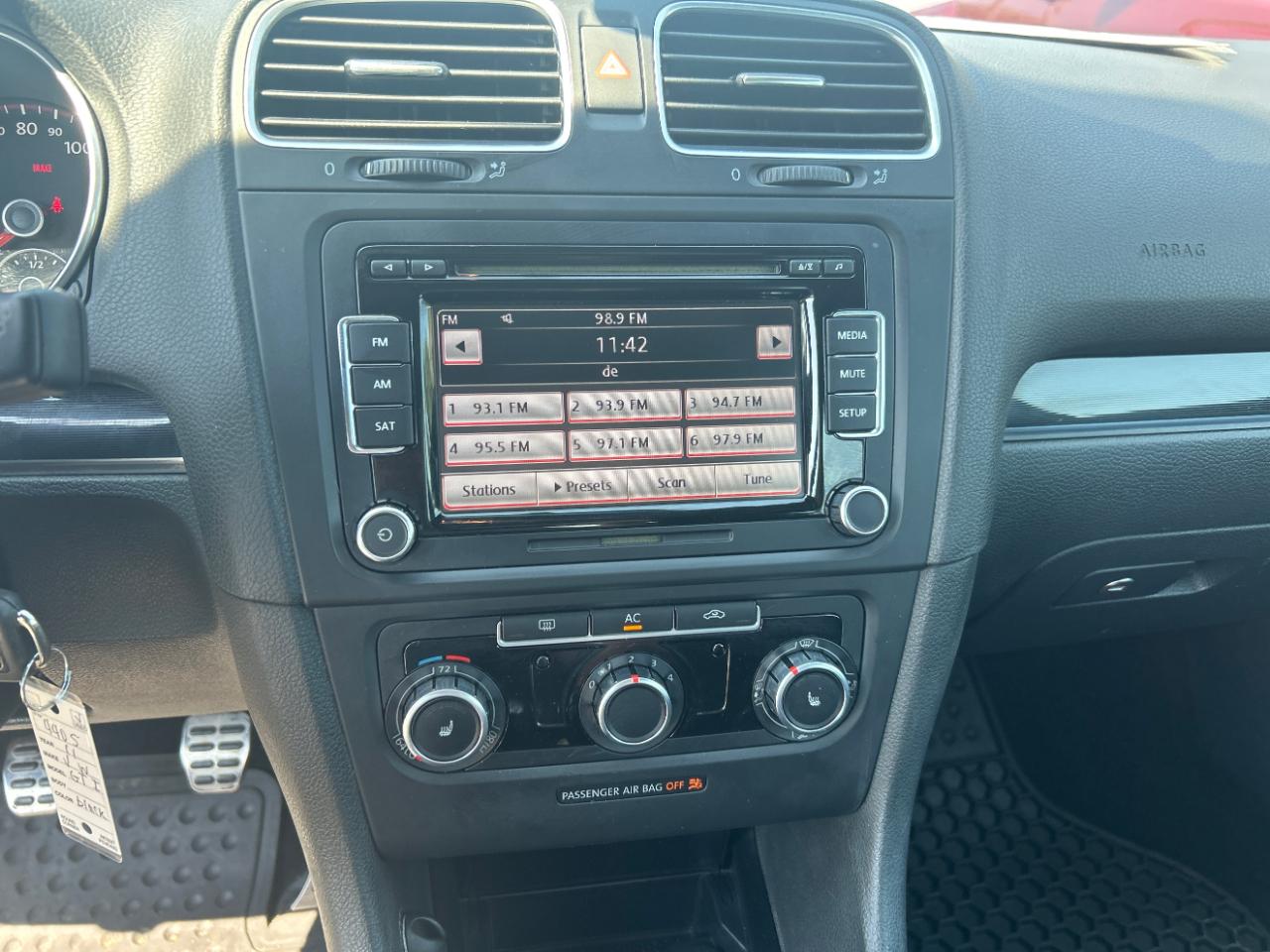 Volkswagen GTI 4dr HB Man 2011