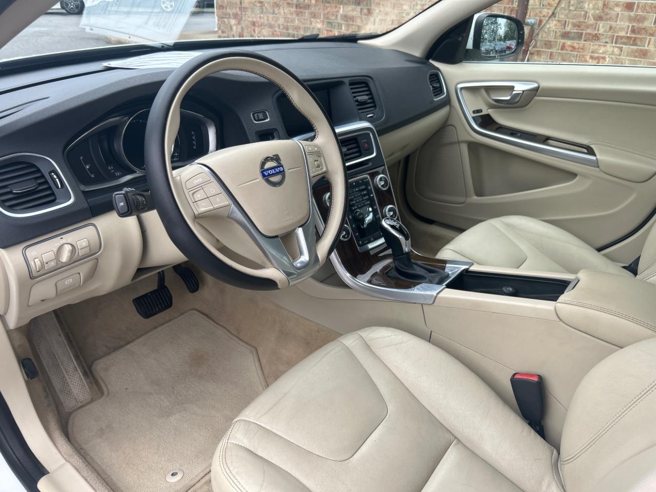 Volvo S60 4dr Sdn T5 Drive-E Premier FWD 2016