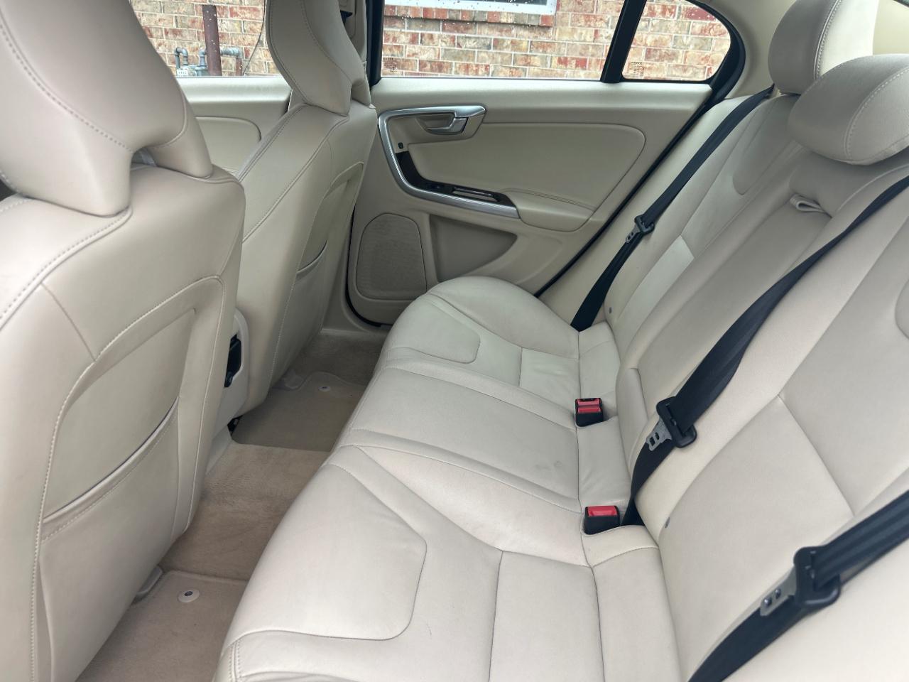 Volvo S60 4dr Sdn T5 Drive-E Premier FWD 2016