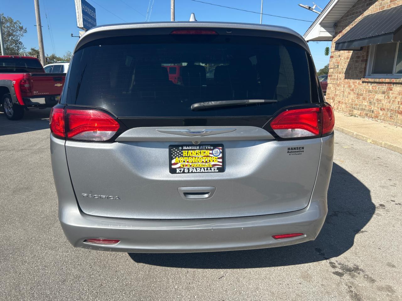 Chrysler Pacifica Touring FWD 2017