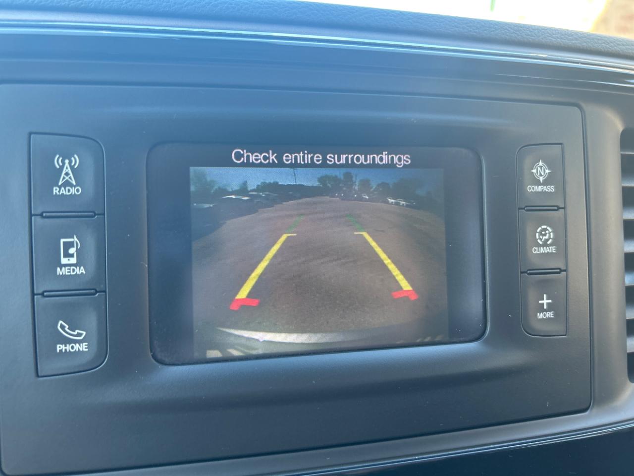 Chrysler Pacifica Touring FWD 2017