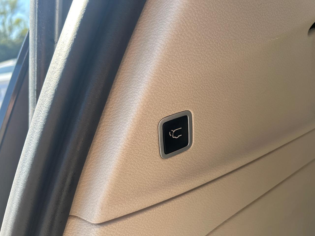 Chrysler Pacifica Touring FWD 2017