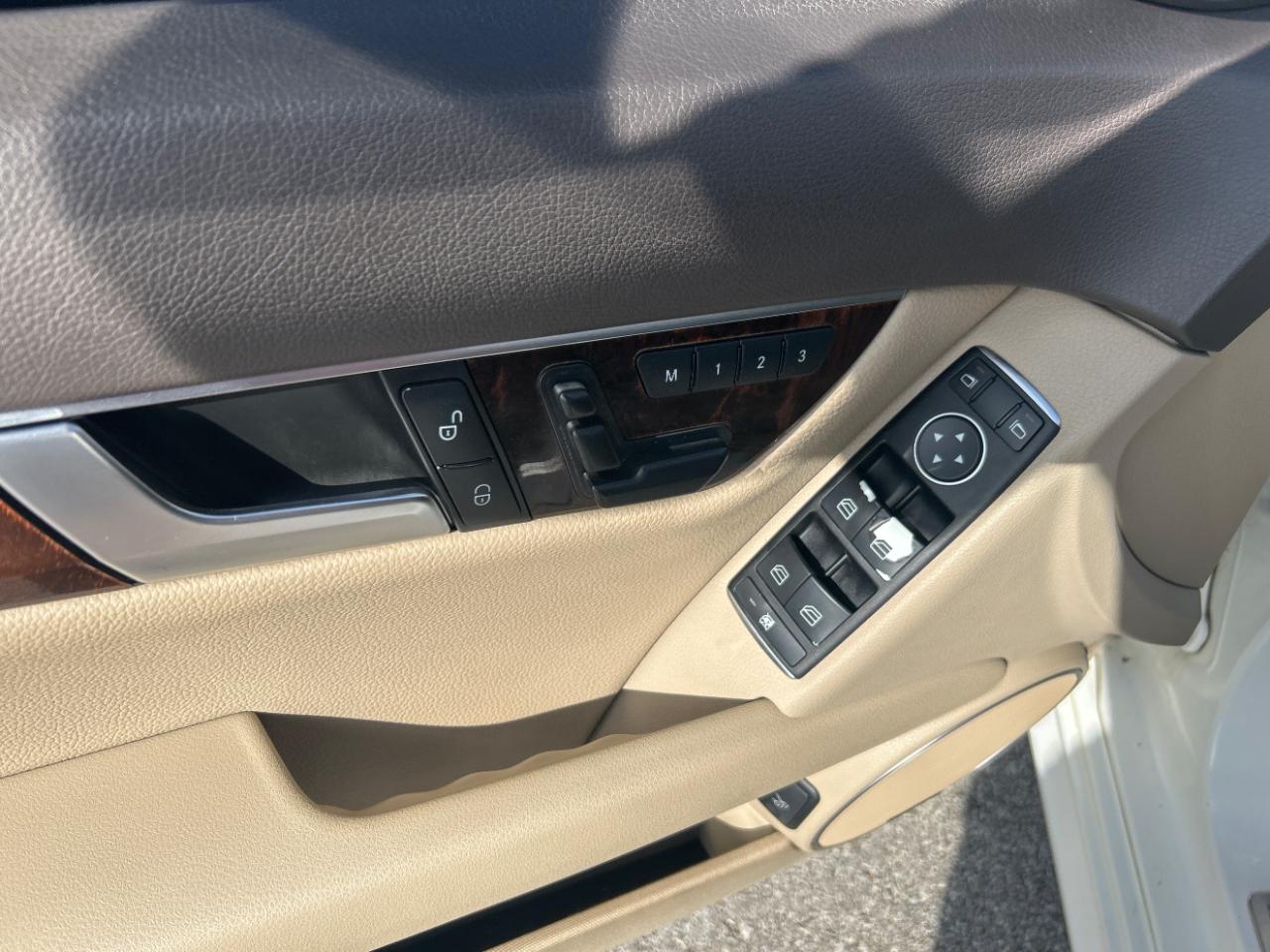 Mercedes-Benz C-Class 4dr Sdn C 250 Sport RWD 2014