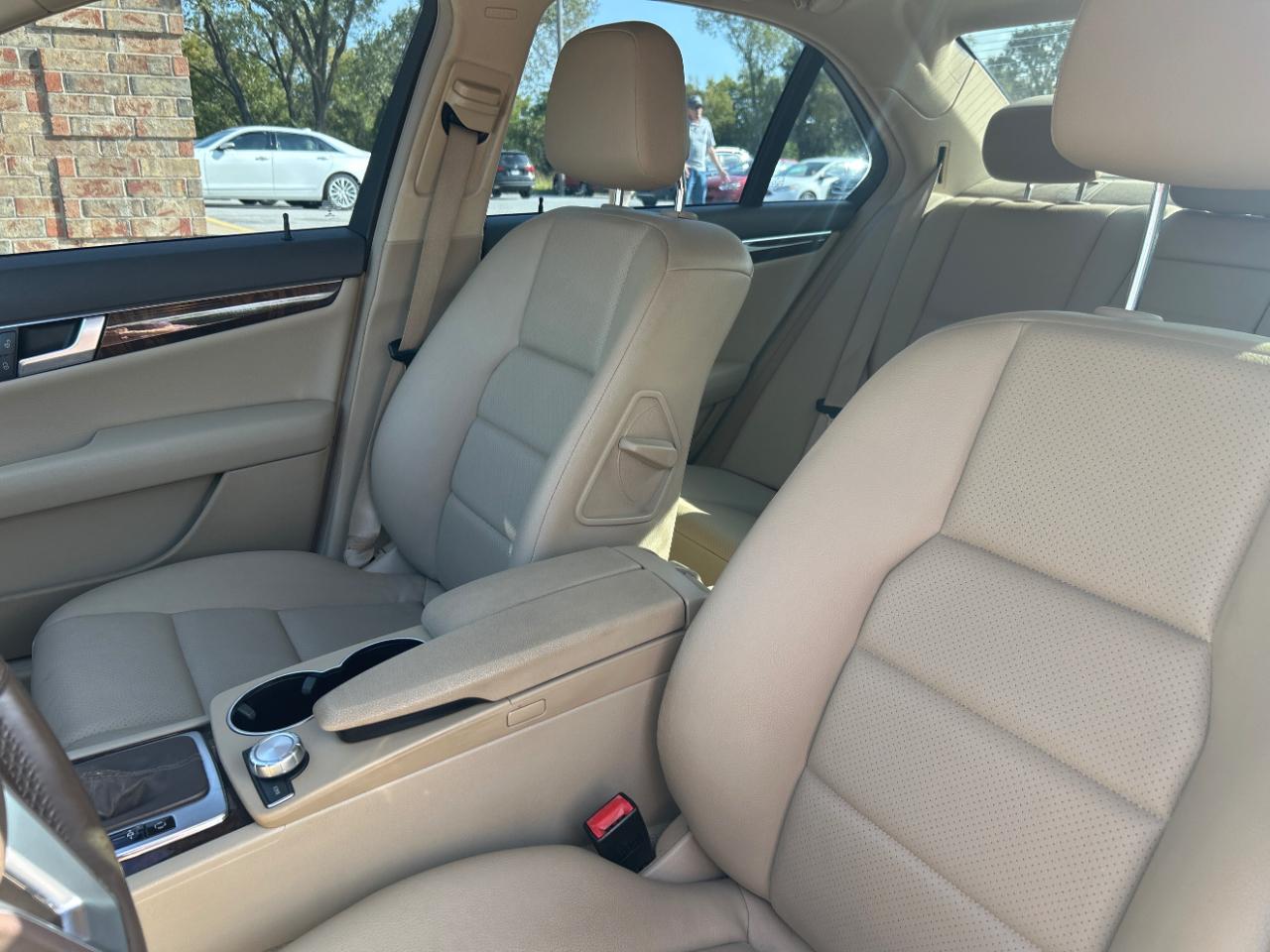 Mercedes-Benz C-Class 4dr Sdn C 250 Sport RWD 2014