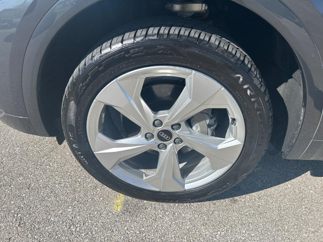 Audi Q5 Premium Plus 45 TFSI quattro 2021