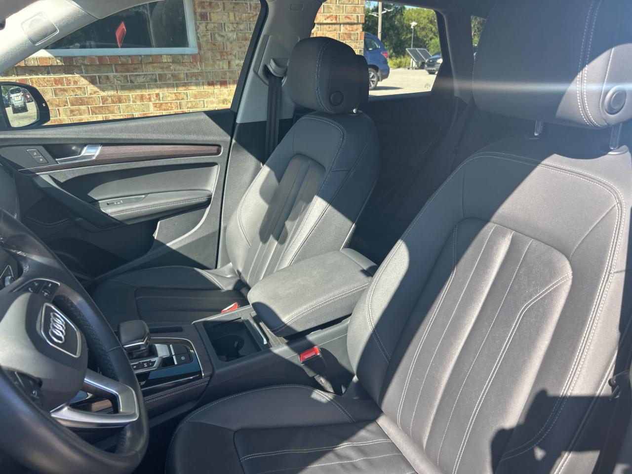 Audi Q5 Premium Plus 45 TFSI quattro 2021