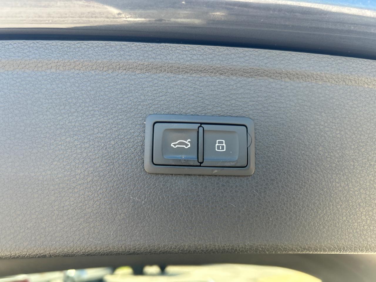 Audi Q5 Premium Plus 45 TFSI quattro 2021