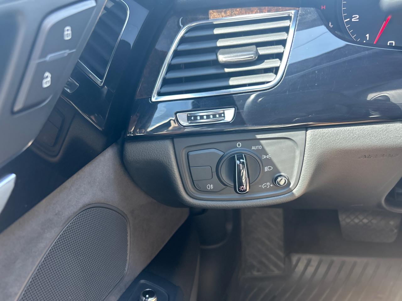 Audi A8 L 4dr Sdn 2012