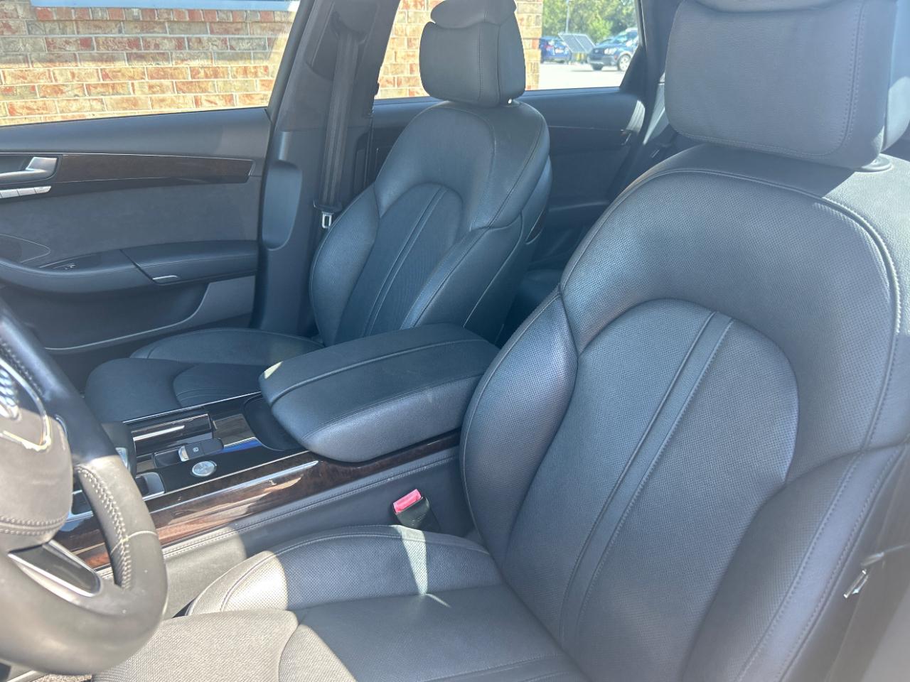 Audi A8 L 4dr Sdn 2012