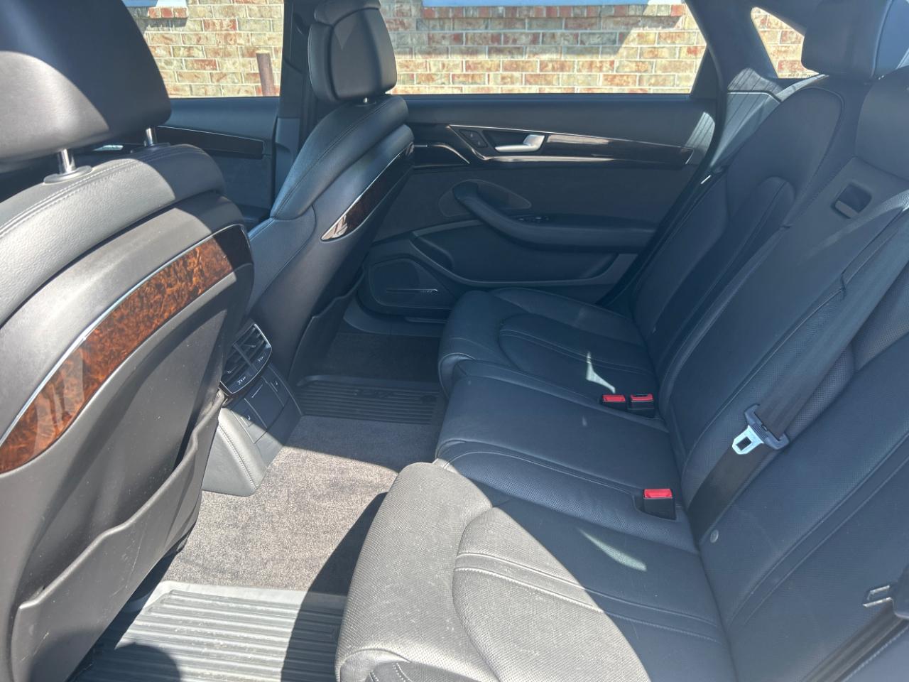 Audi A8 L 4dr Sdn 2012