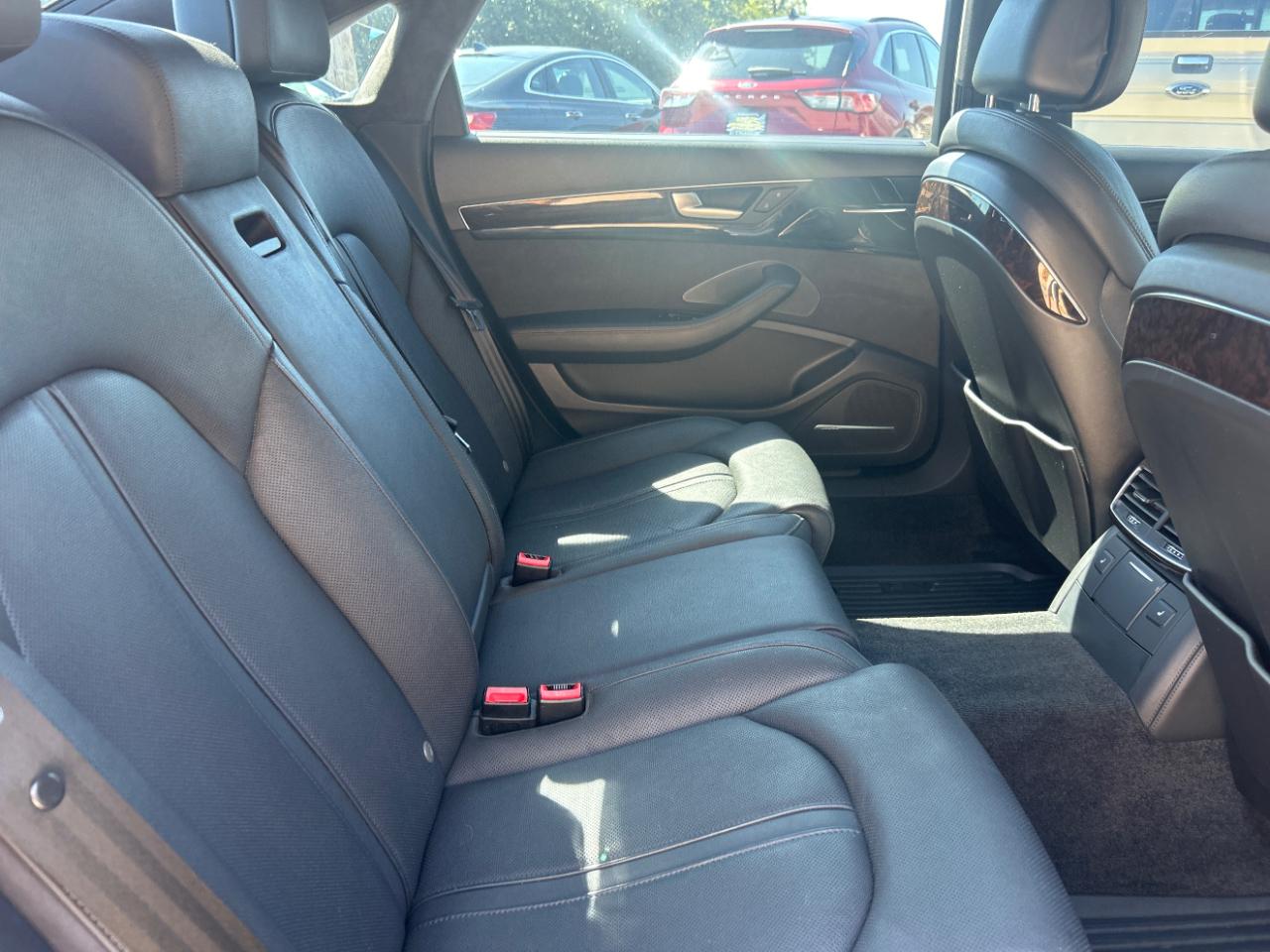 Audi A8 L 4dr Sdn 2012
