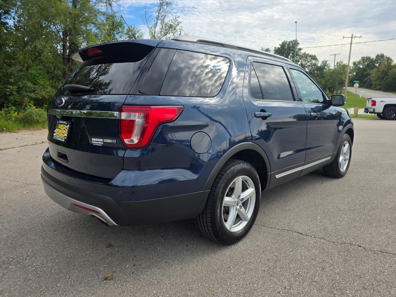 Ford Explorer XLT 4WD 2017