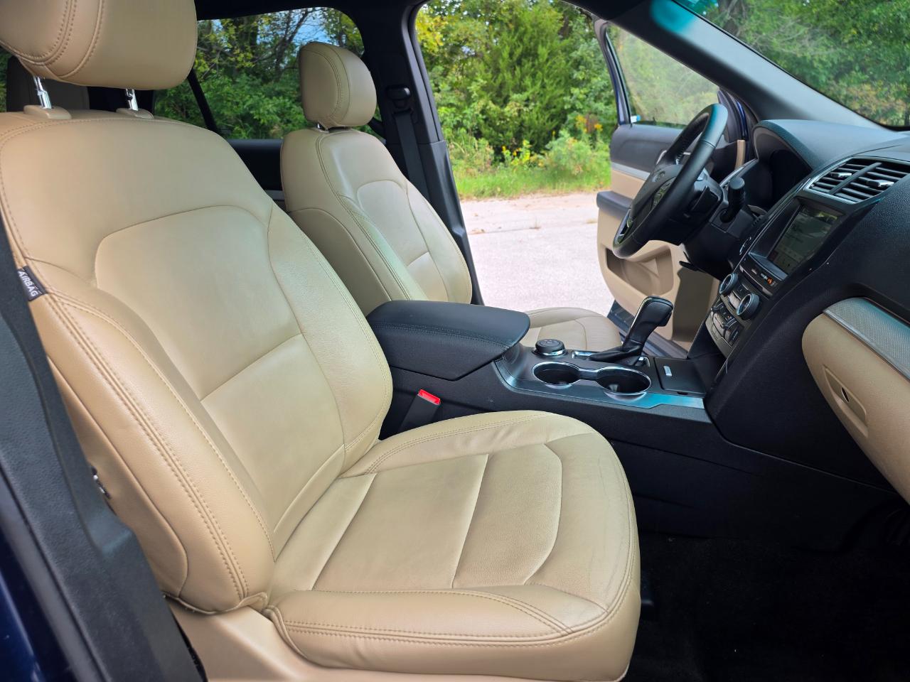 Ford Explorer XLT 4WD 2017