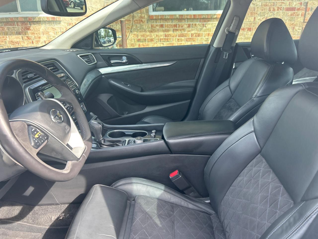 Nissan Maxima 4dr Sdn 3.5 SR 2016