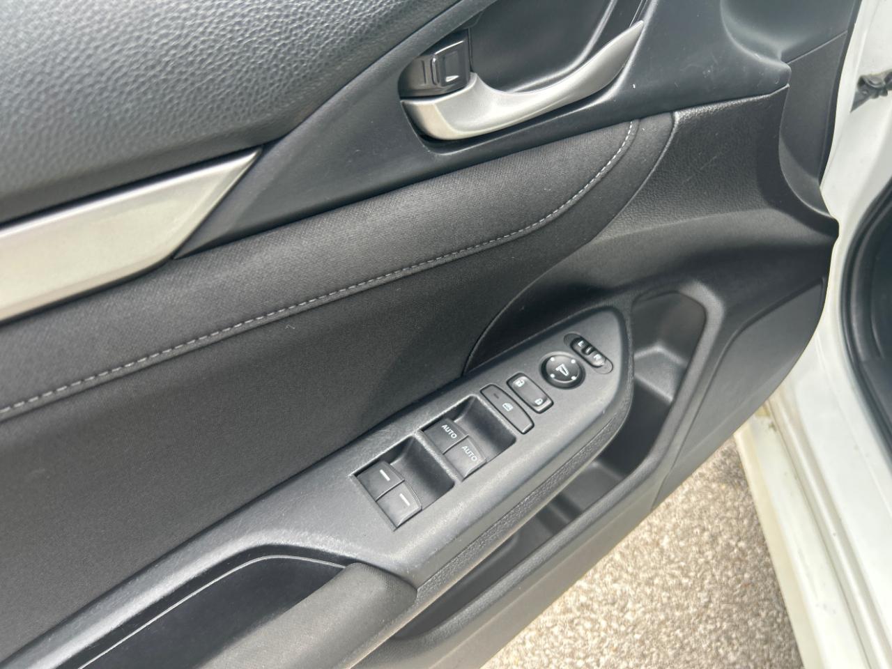 Honda Civic Hatchback EX CVT 2019