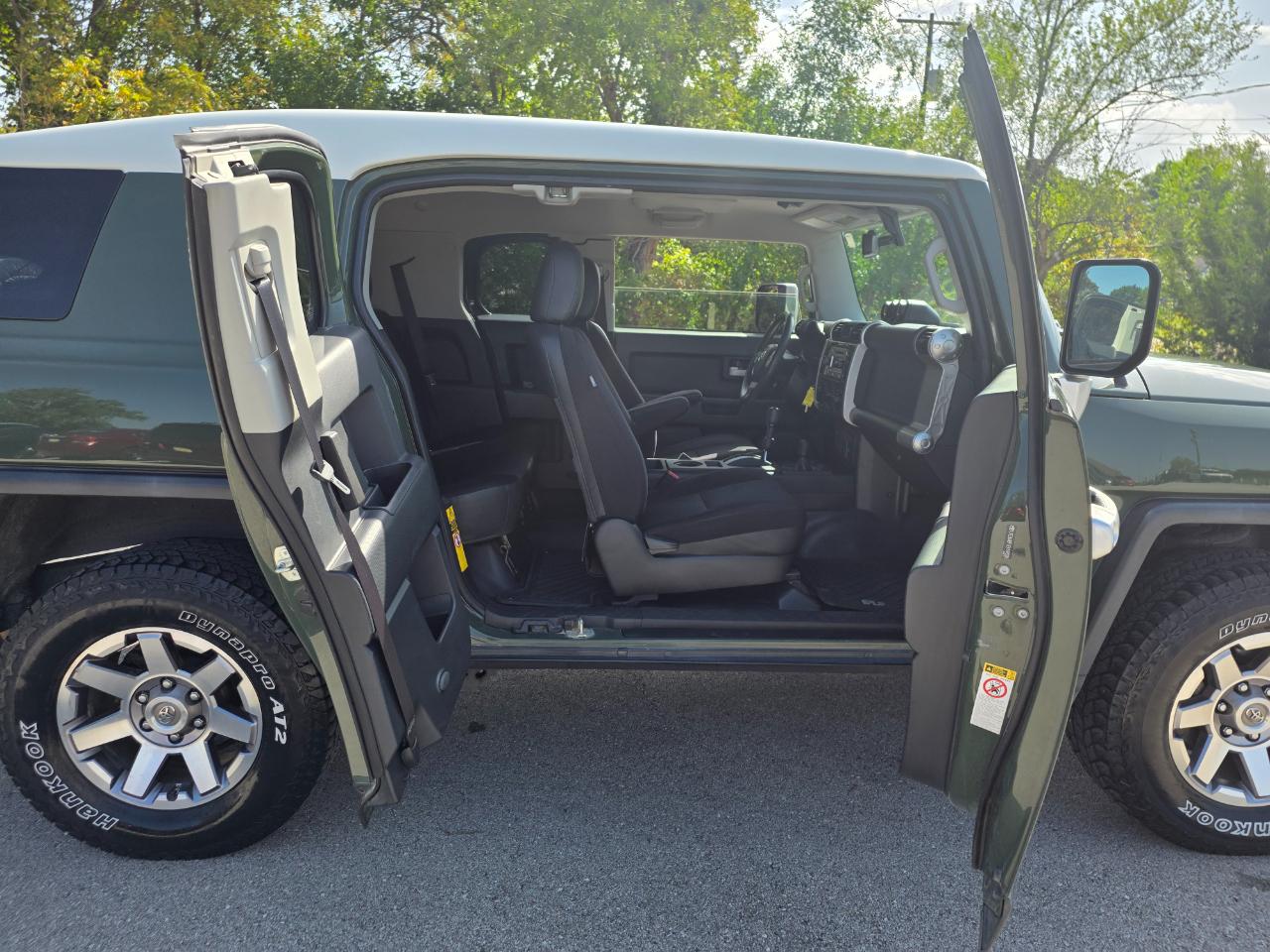 Toyota FJ Cruiser 4WD 4dr Auto (Natl) 2014