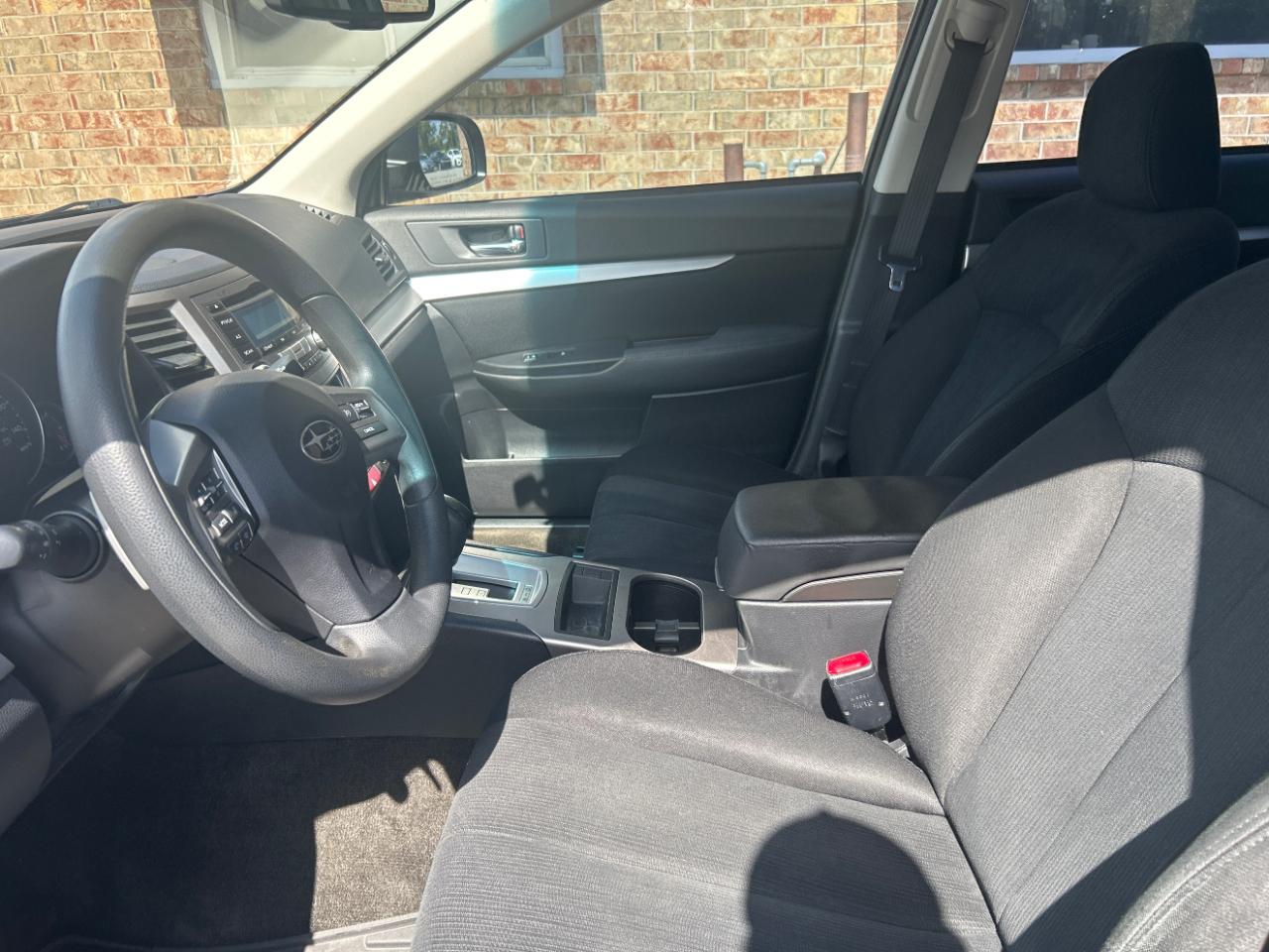 Subaru Outback 4dr Wgn H4 Auto 2.5i 2014