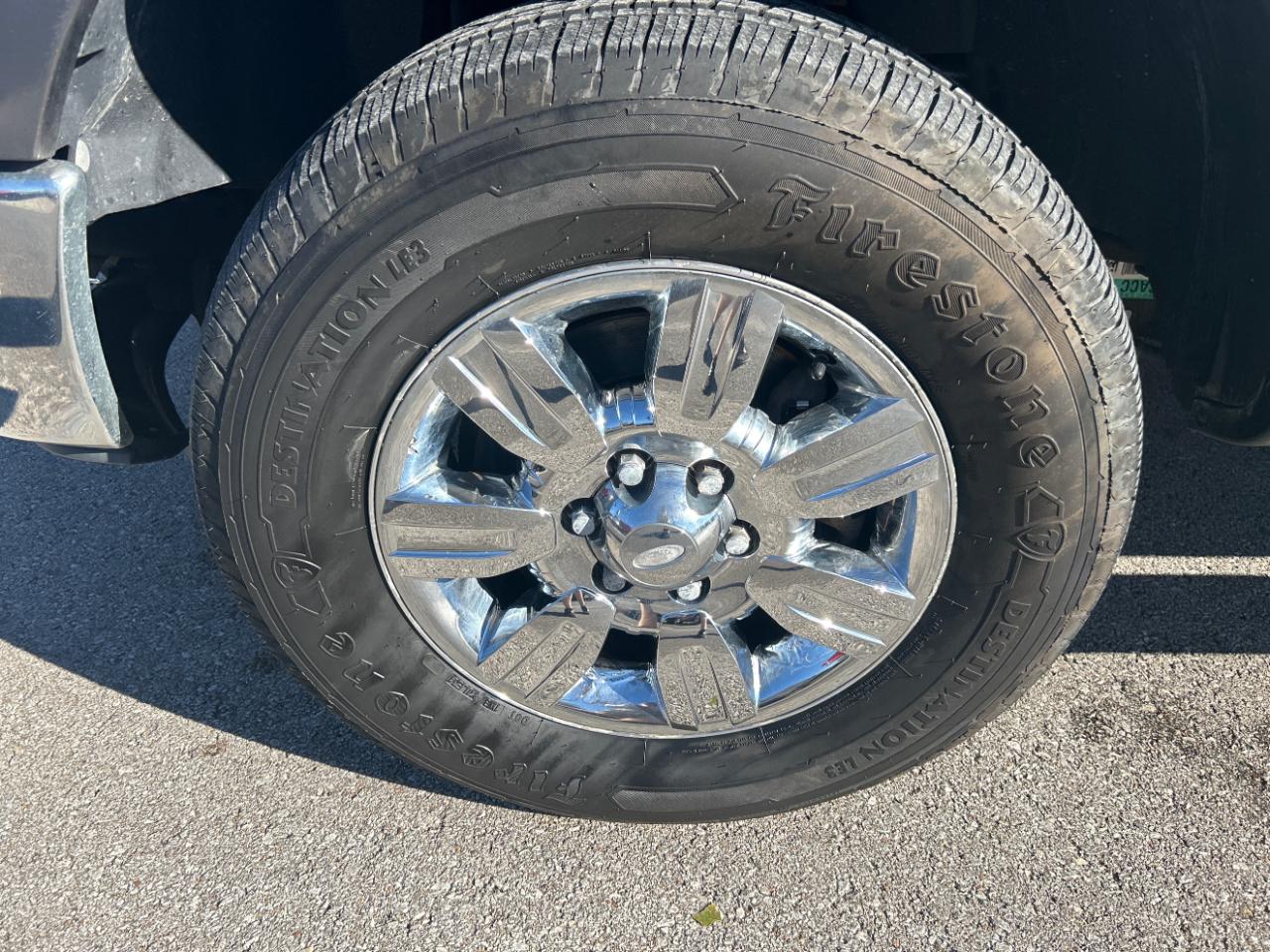Ford F-150 4WD SuperCrew 145" XL 2011