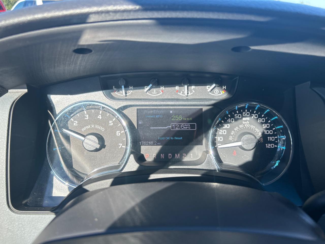 Ford F-150 4WD SuperCrew 145" XL 2011