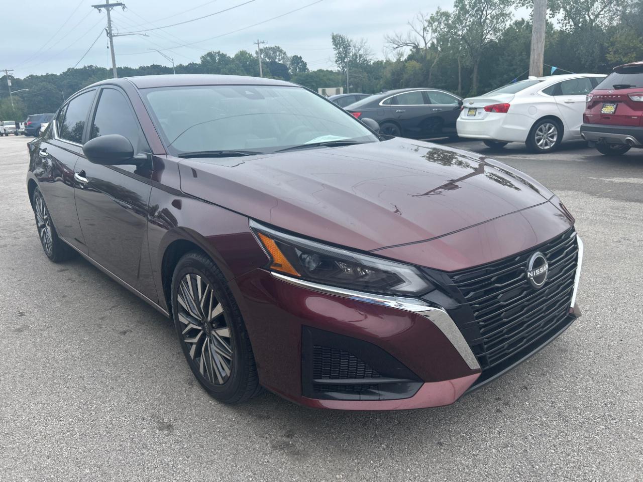 Nissan Altima photo 3