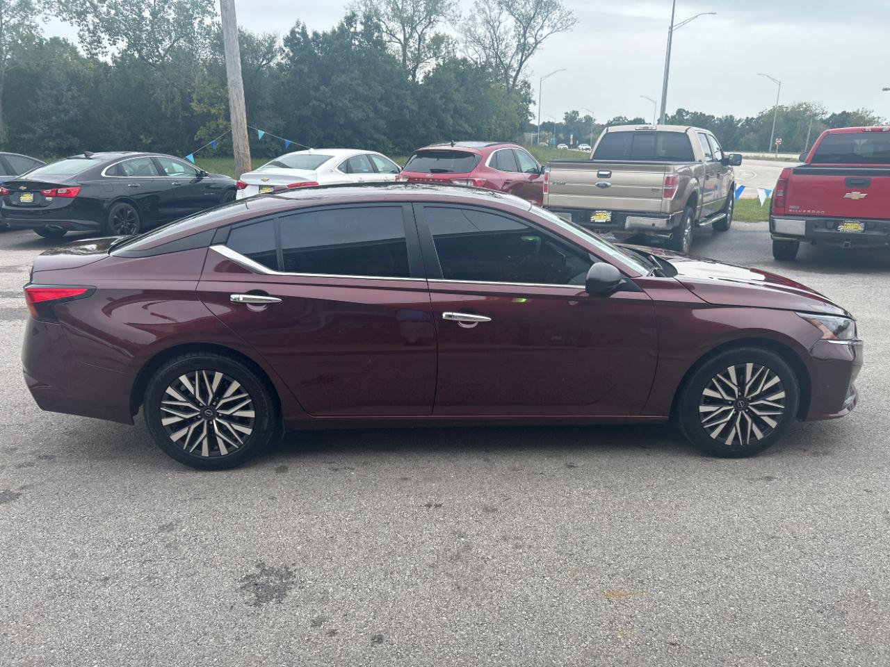 Nissan Altima photo 4