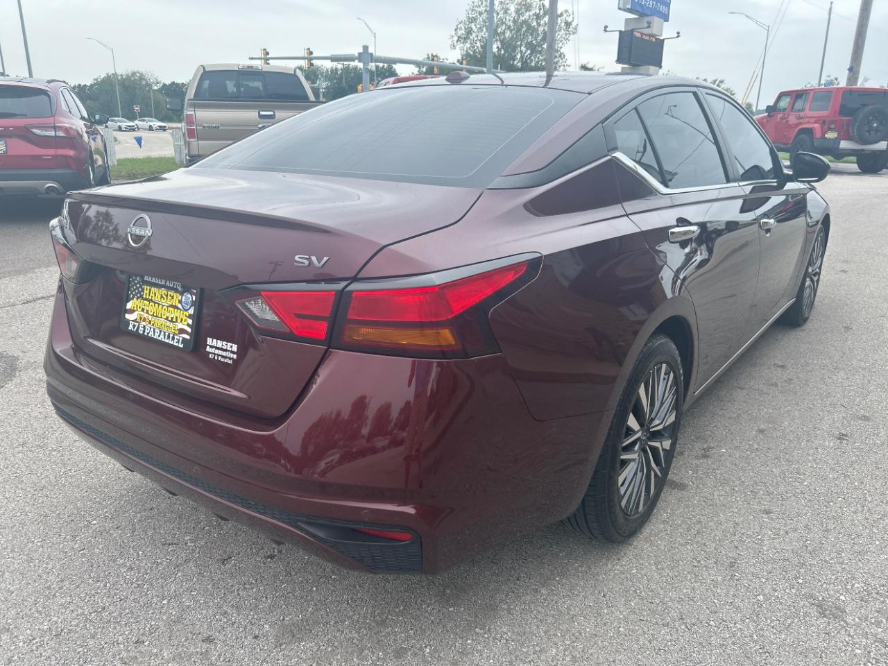Nissan Altima photo 5