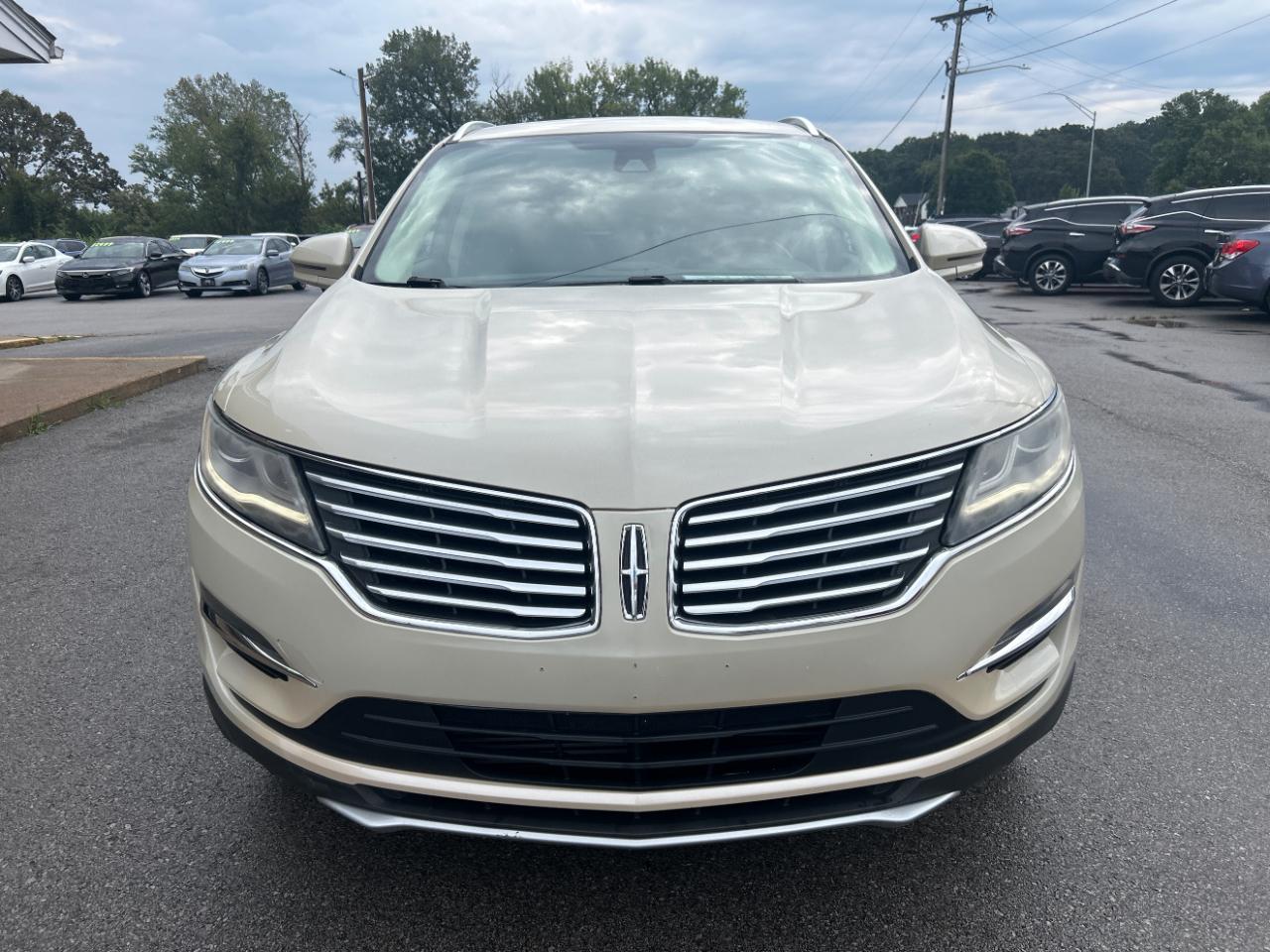 Lincoln MKC photo 2