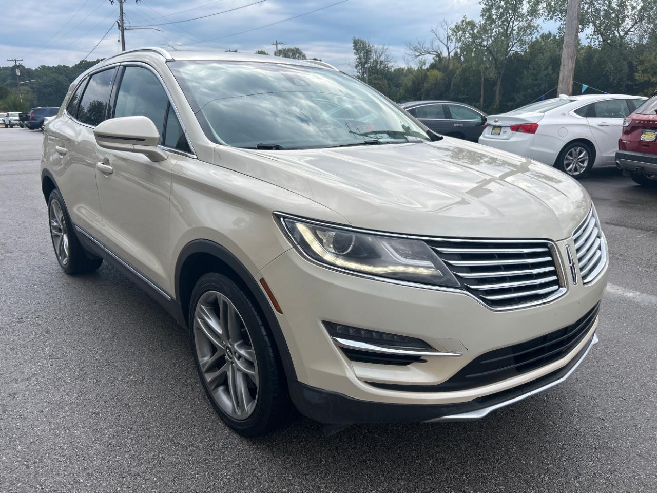 Lincoln MKC photo 3
