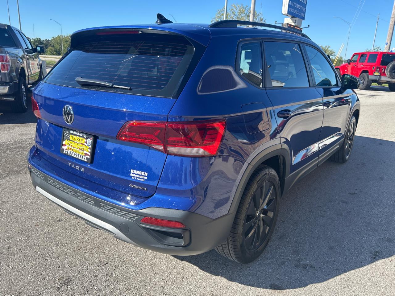 Volkswagen Taos photo 5