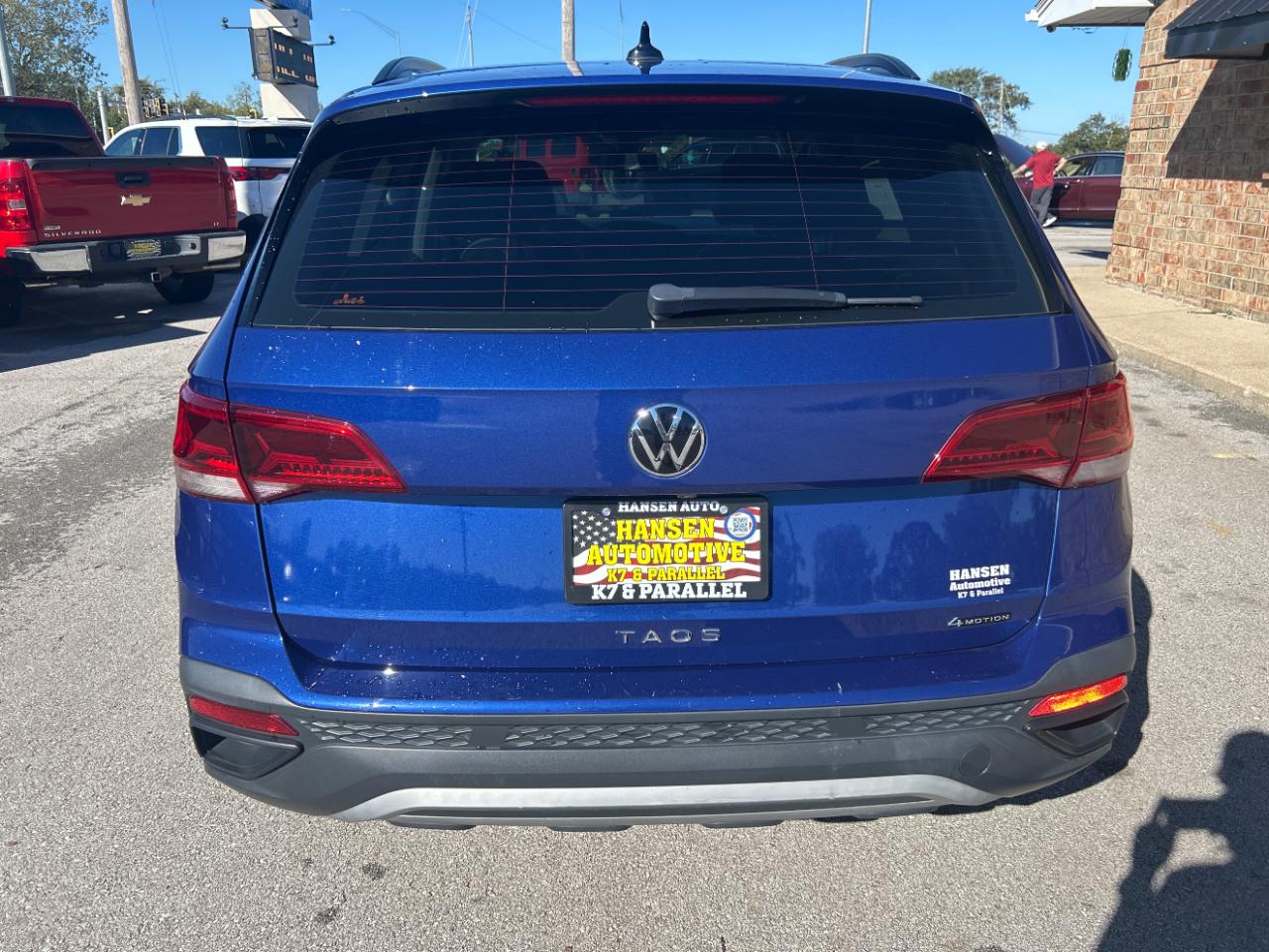 Volkswagen Taos photo 6