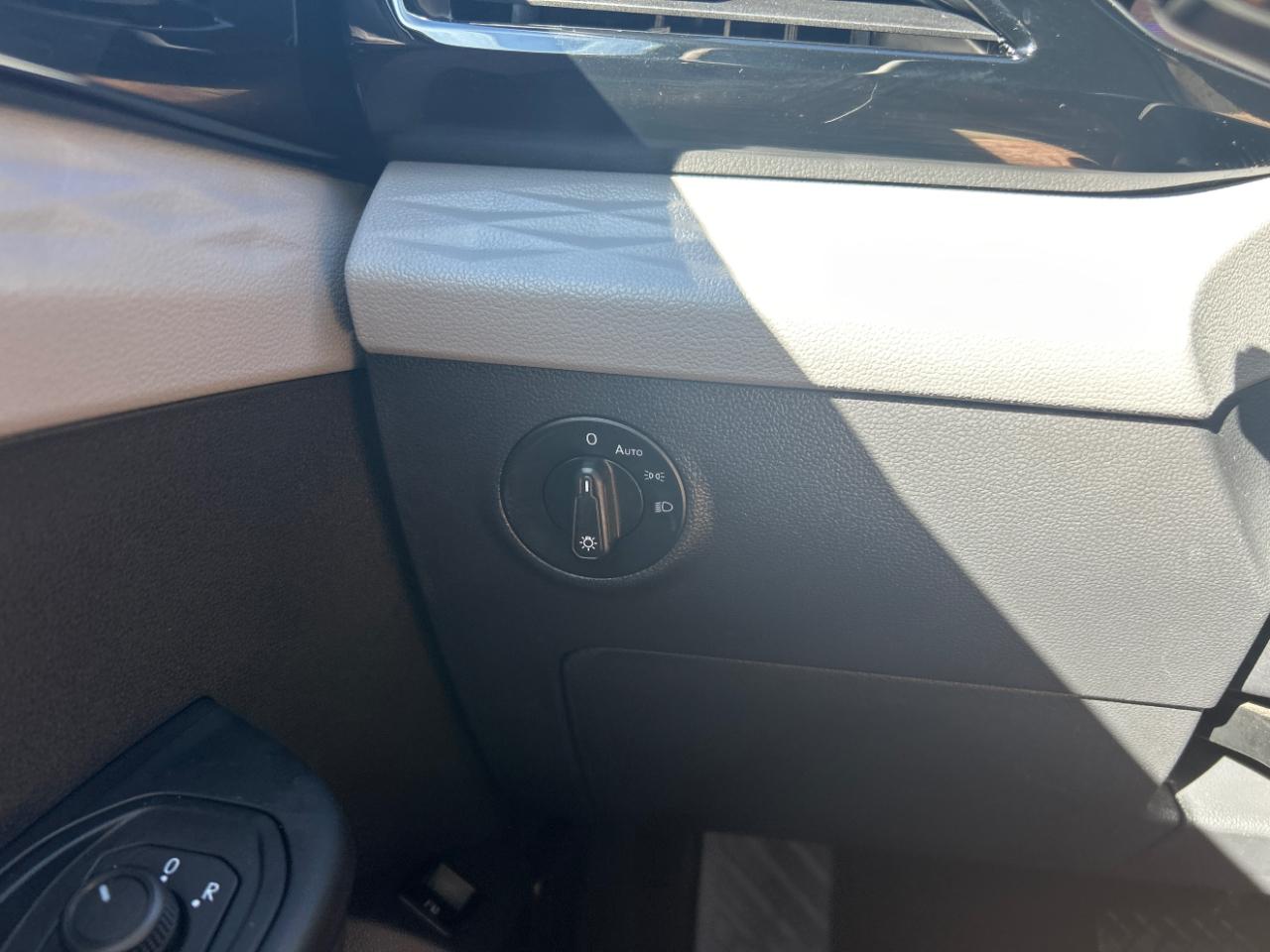 Volkswagen Taos photo 17