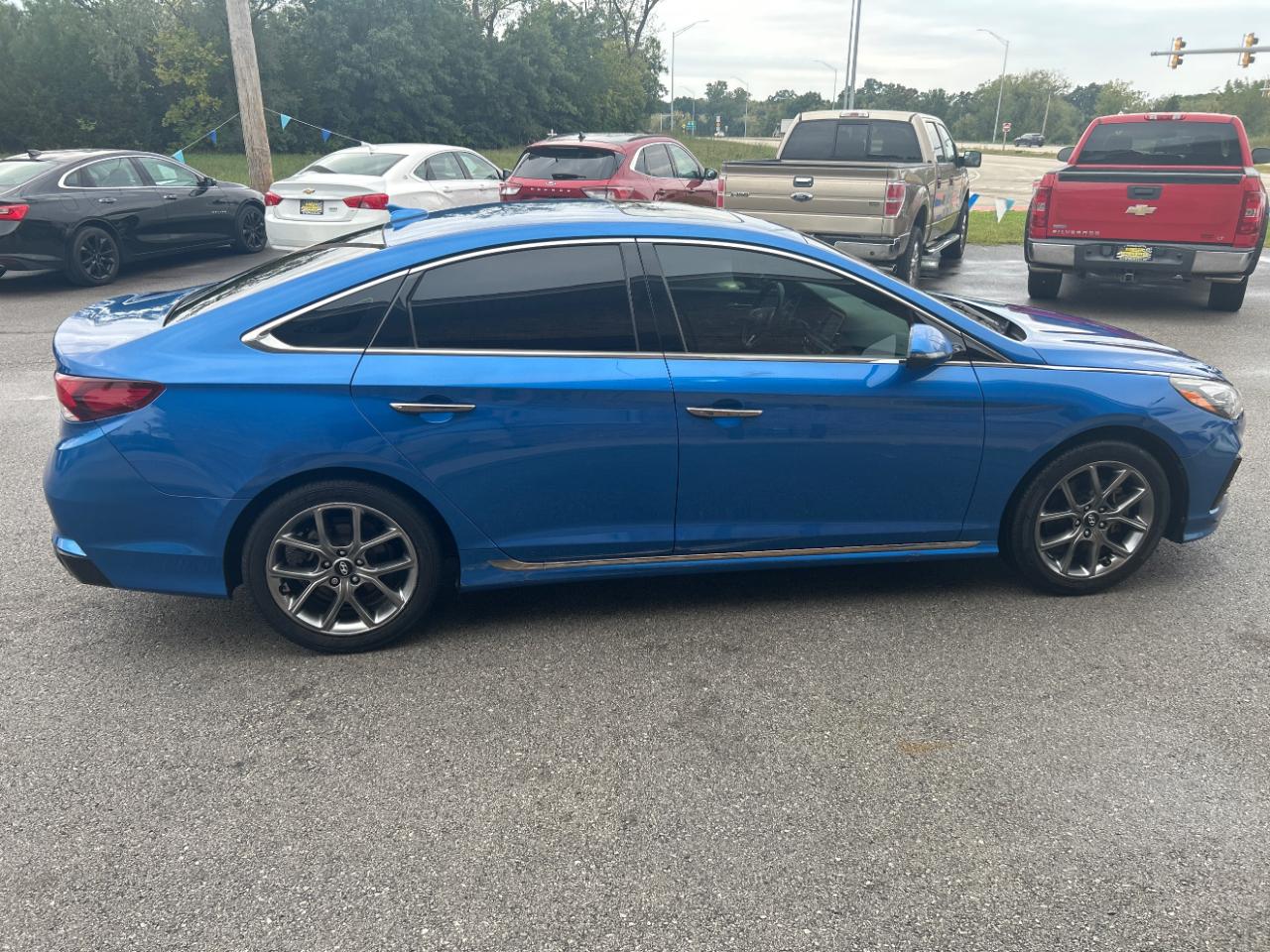 Hyundai Sonata photo 4