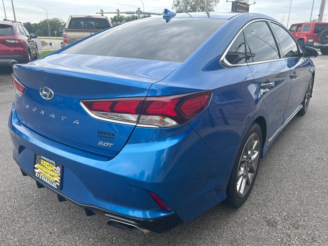 Hyundai Sonata photo 5