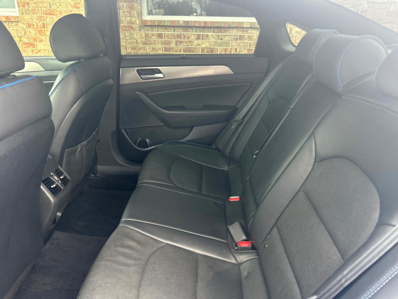 Hyundai Sonata photo 22