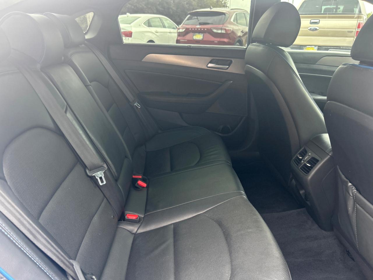 Hyundai Sonata photo 24