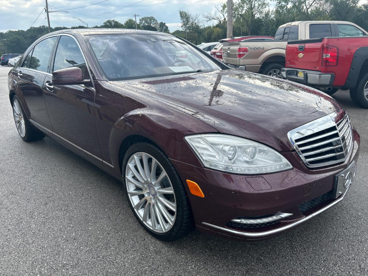 Mercedes-Benz S-Class photo 3