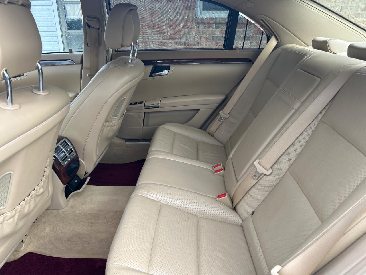 Mercedes-Benz S-Class photo 22