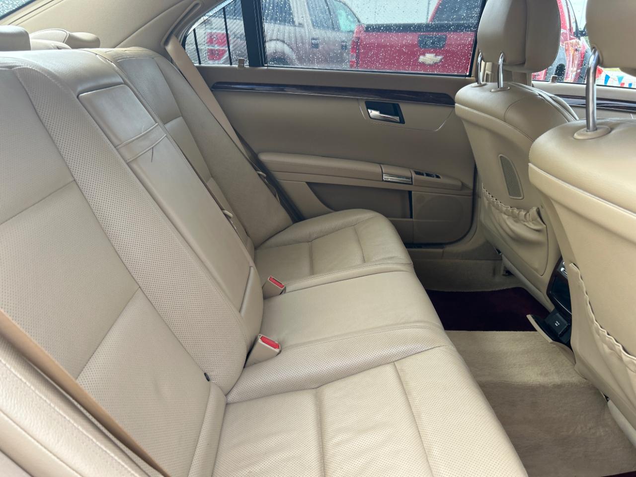Mercedes-Benz S-Class photo 25