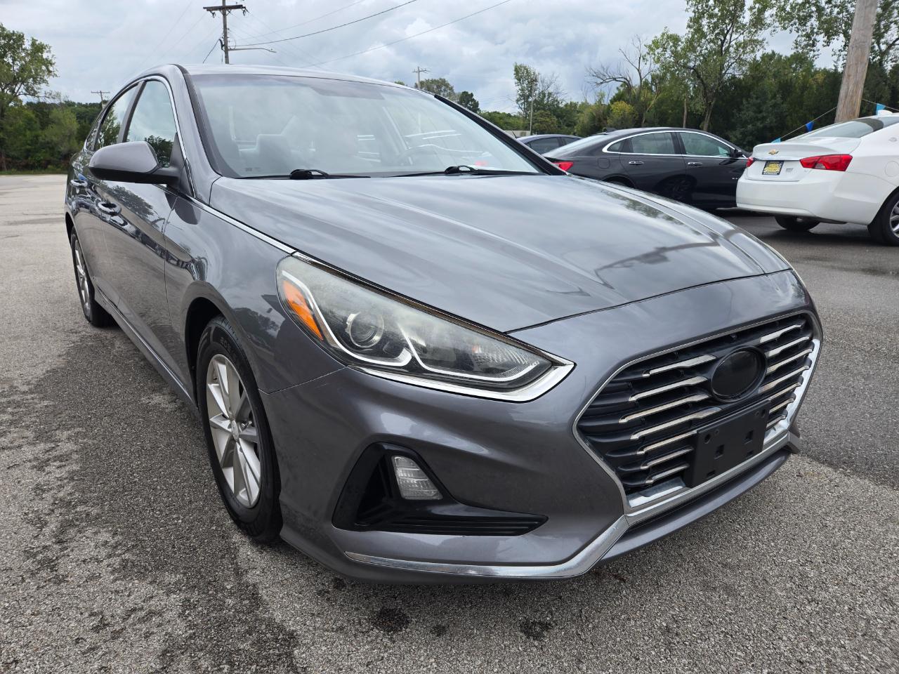 Hyundai Sonata photo 3