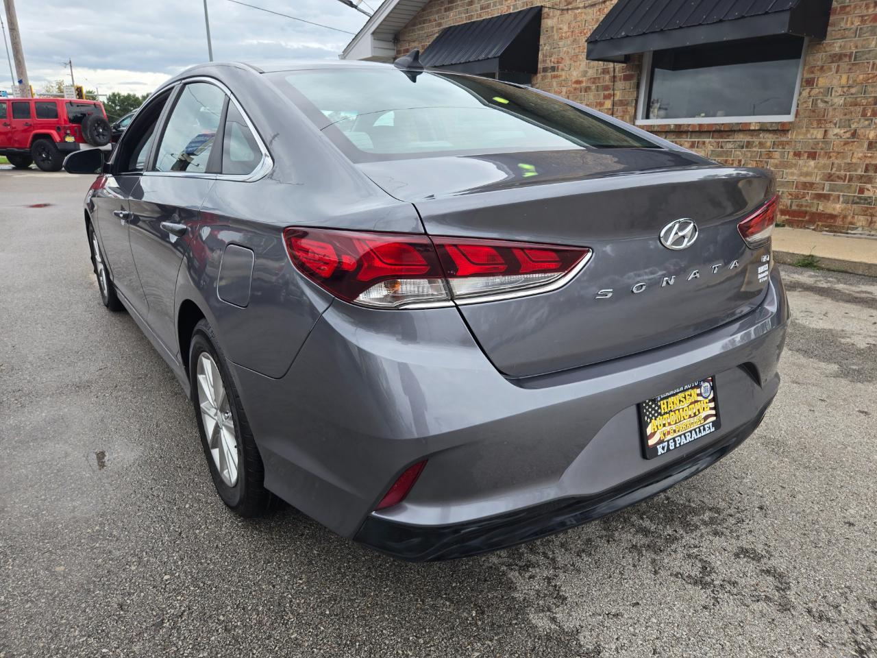 Hyundai Sonata photo 7