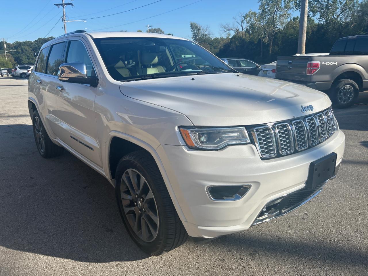 Jeep Grand Cherokee photo 3