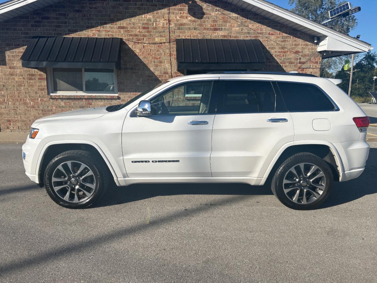 Jeep Grand Cherokee photo 10