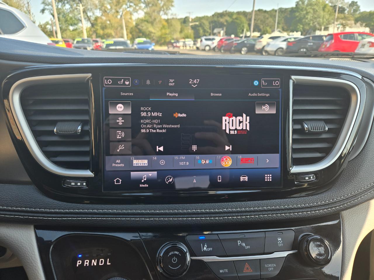 Chrysler Pacifica Hybrid Select FWD 2024