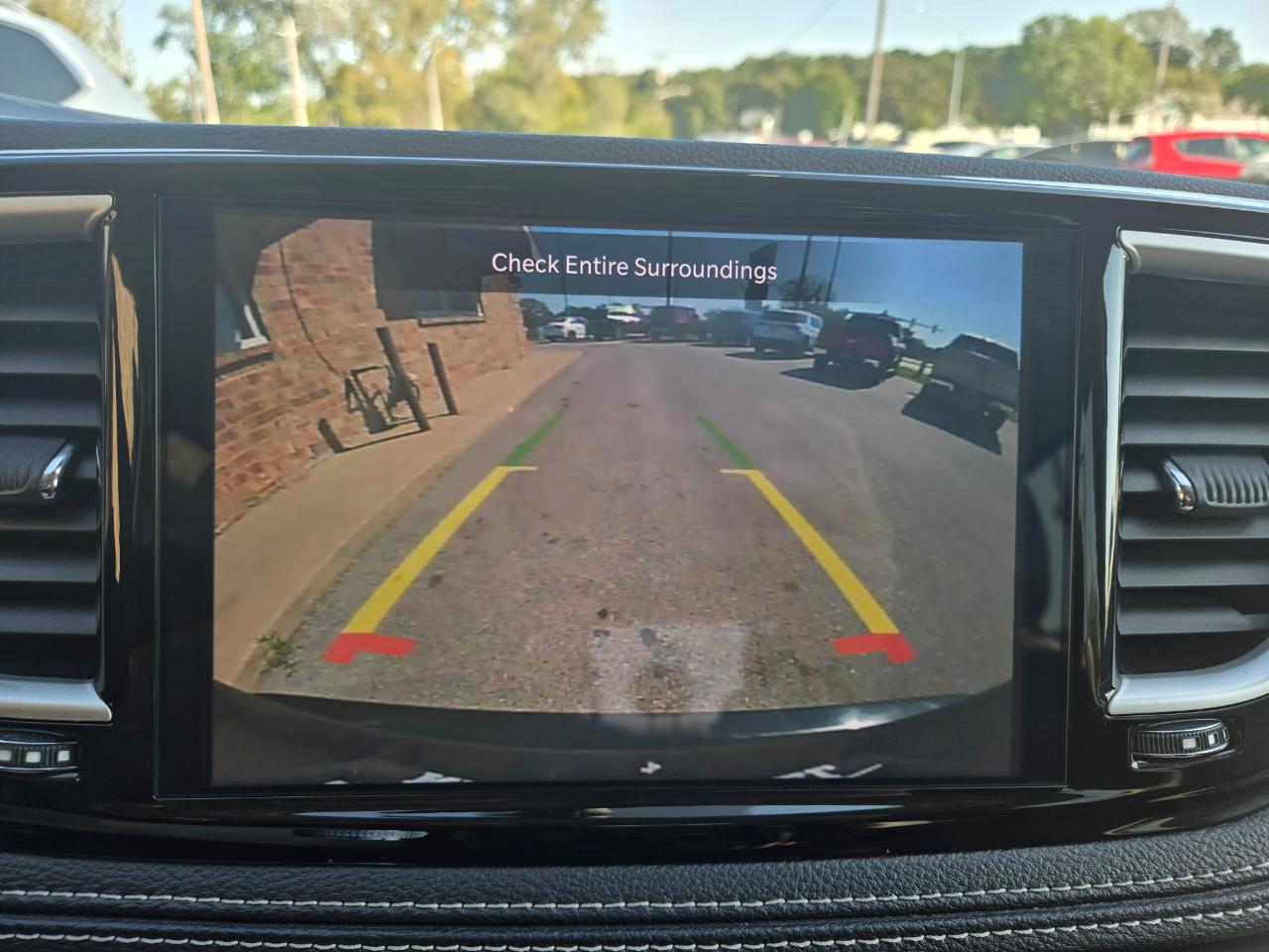 Chrysler Pacifica Hybrid Select FWD 2024