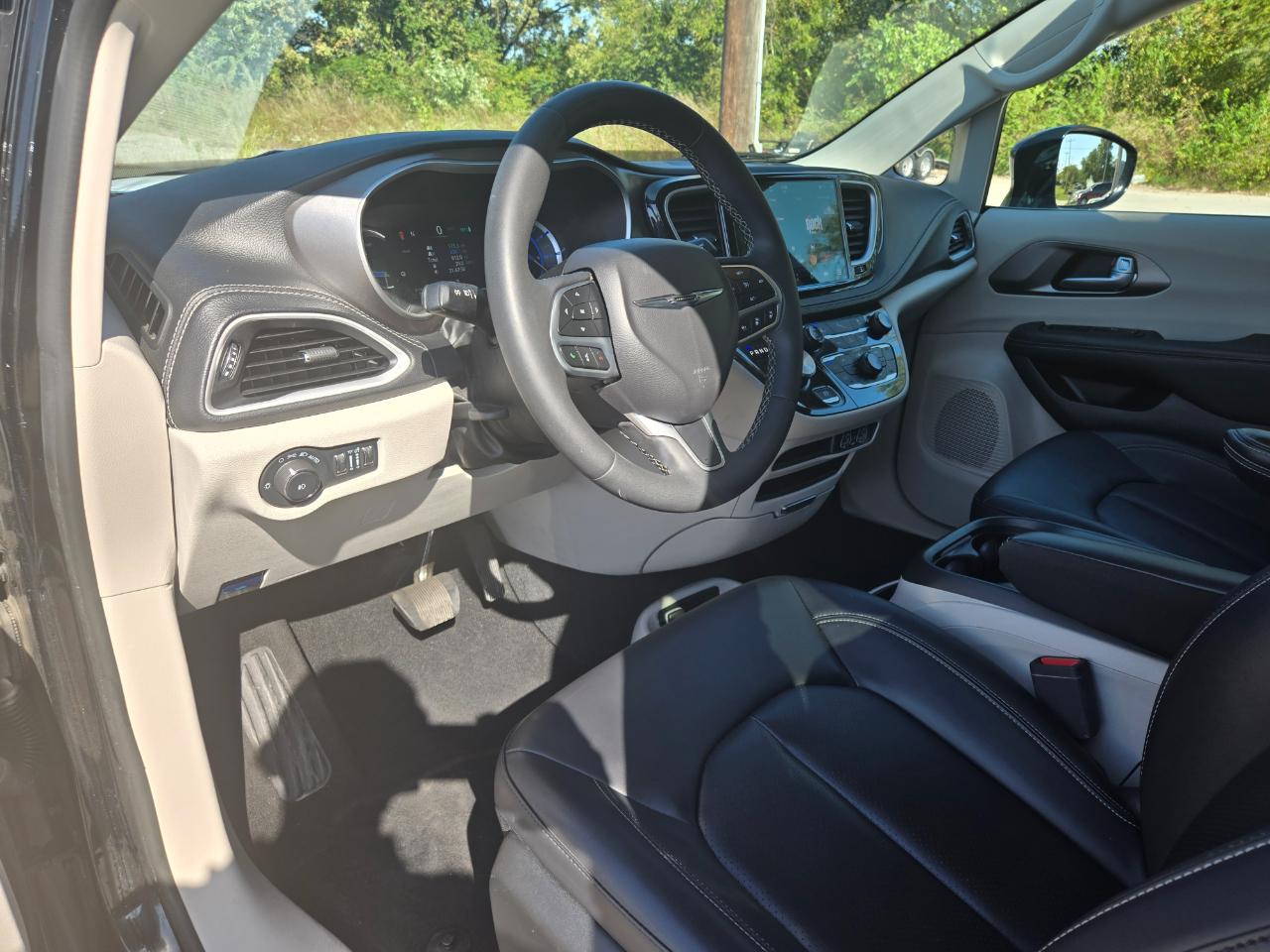 Chrysler Pacifica Hybrid Select FWD 2024