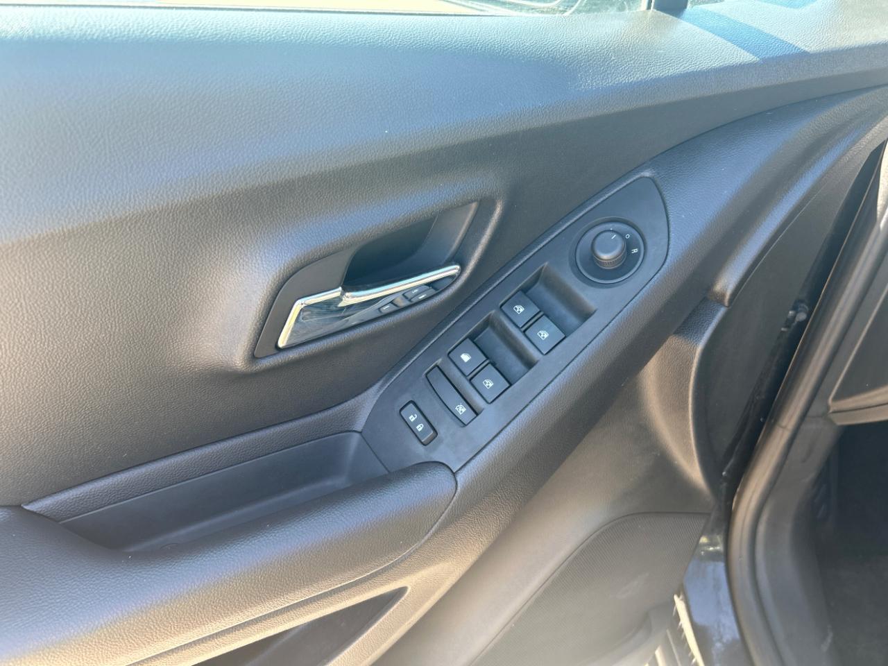 Chevrolet Trax FWD 4dr LT 2019